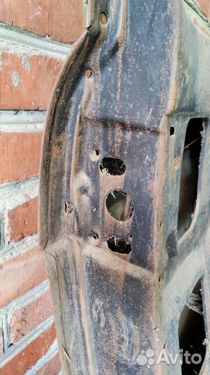 Передняя левая дверь газ 21