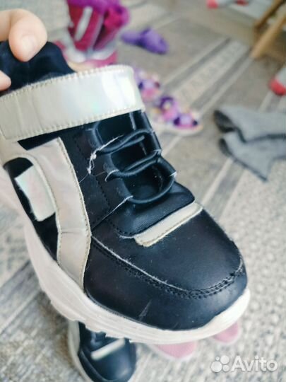Кроссовки для девочки 26-27 размер