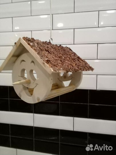 Кормушка для птиц