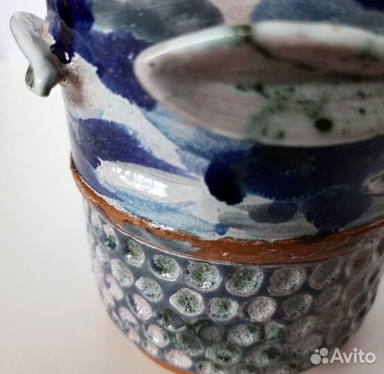 Керамическая ваза под цветы, предметы