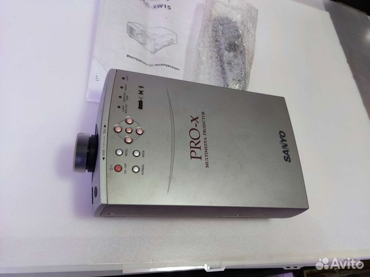 Проектор sanyo PLC-XW15