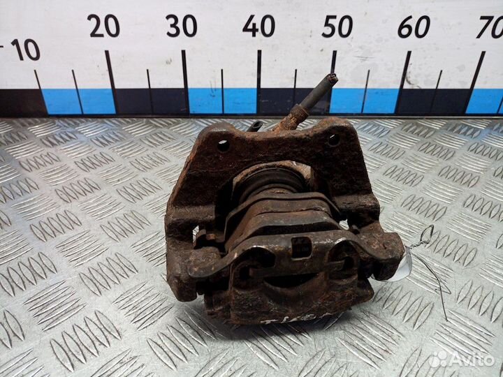 Суппорт задний правый BMW X3 E83 2004