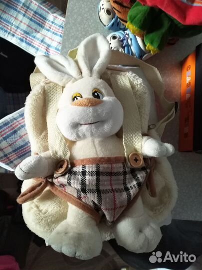 Заяц рюкзачок