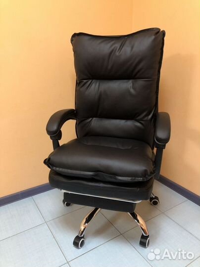 Кресло для игр. Игровое кресло с массажем