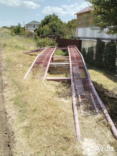 Эстакада автомобильная. Газель, легковых автомоб