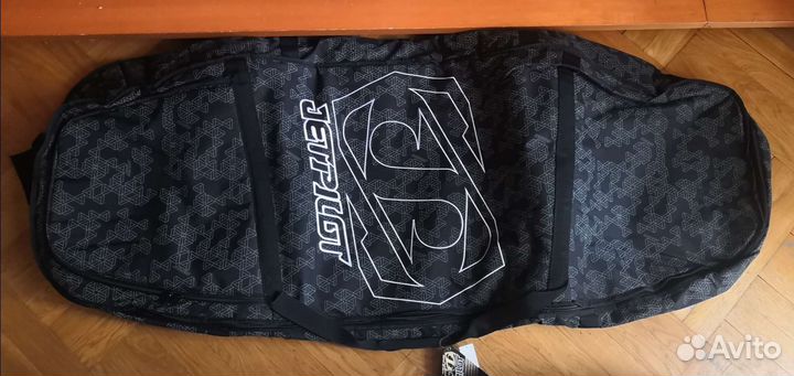 Чехол для вейкборда, Слаломная лыжа