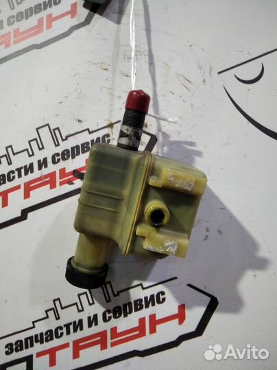 Бачок гур mazda CX-7 ER3P L3-VDT EG2132690