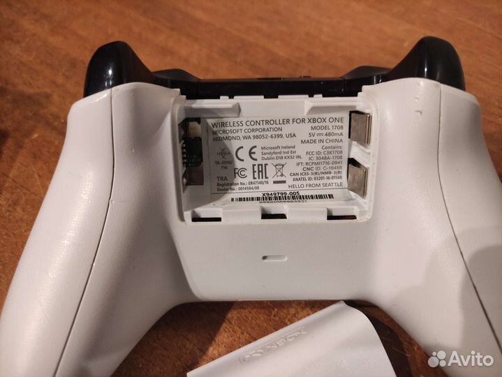 Геймпады Xbox One и Xbox Series