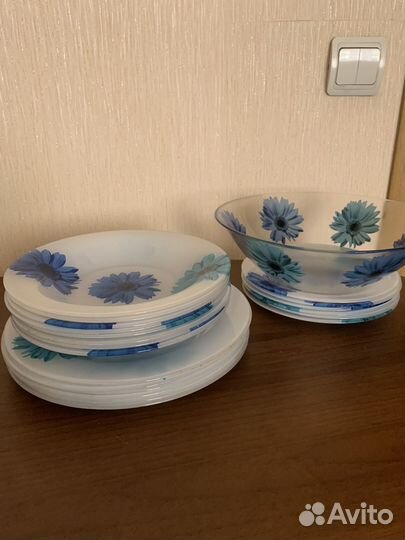 Набор тарелок на 6 персон