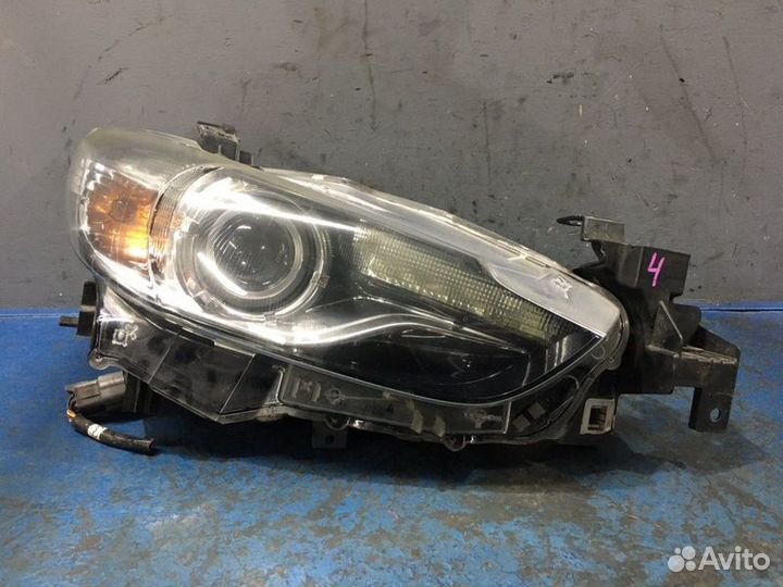 Фара ксенон правая Mazda 6 GJ