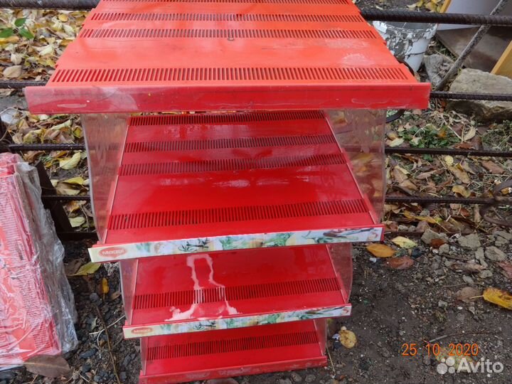 Полки пластиковые