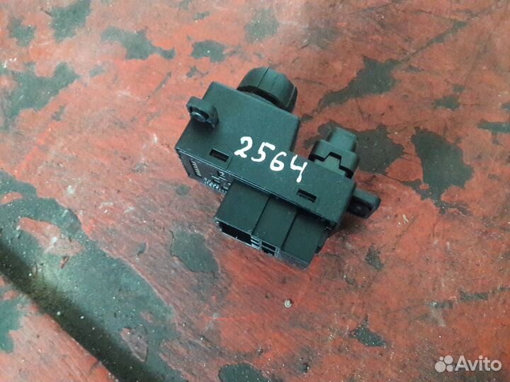 Джойстик регулировки зеркал SsangYong Actyon 2