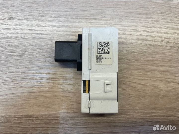 Датчик ремня безопасности Renault Logan