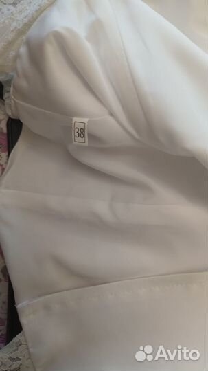 Очень нарядное рлатье для девочки размер 38