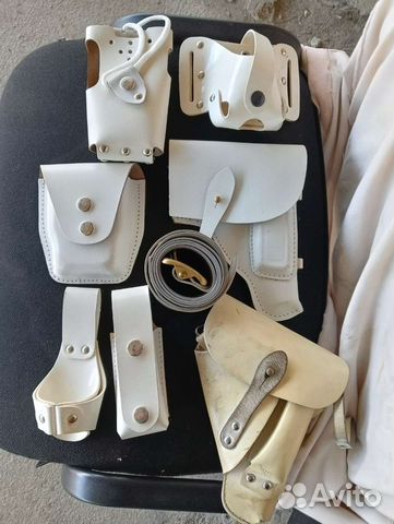 Чехол для наручников, пистолет