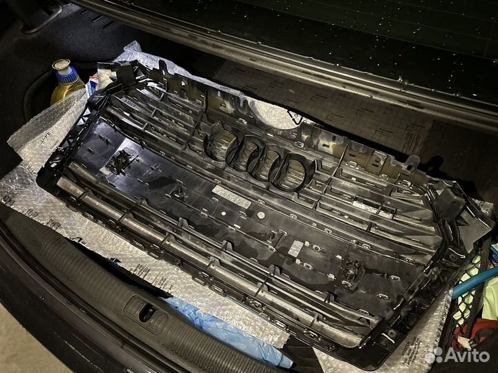 Решетка audi a4 b9