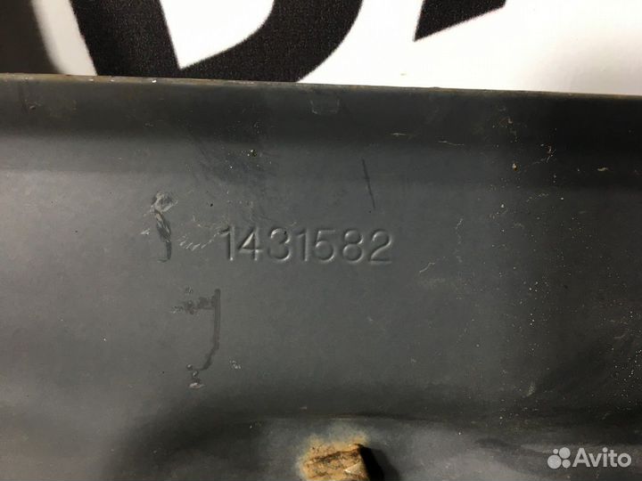 Кронштейн усилителя бампера левый Scania 5-series