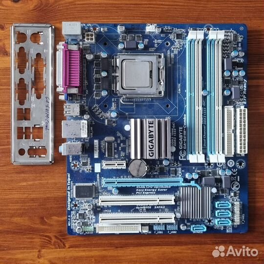 Материнская плата с процессором