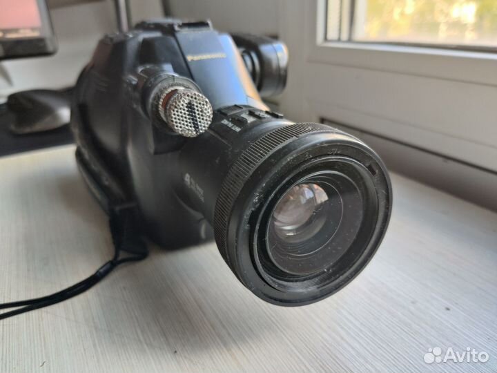 Камера Panasonic NV-G120EN