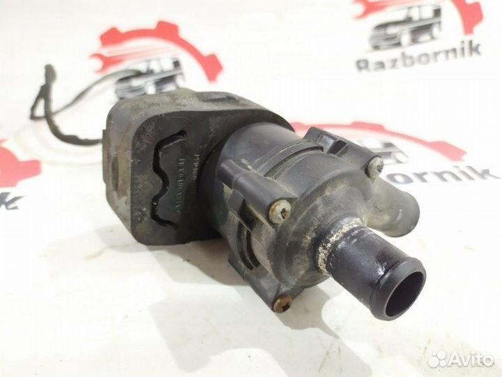 Помпа печки Mercedes Vito W639 2.1D 2006