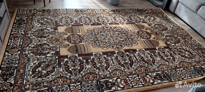 Ковер бу шерстяной