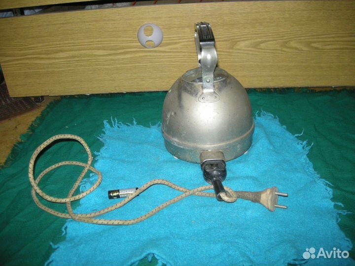 Чайник электрический Красный выборжец 1954 1.5 л