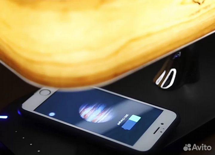 Умный светильник Tree of Light с Qi зарядкой