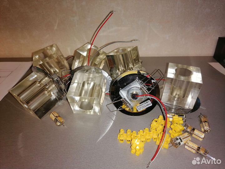 Светильник потолочный