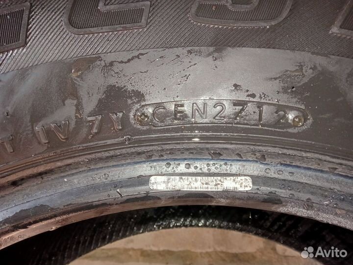 Bridgestone Dueler H/T 684II 265/65 R17 112S