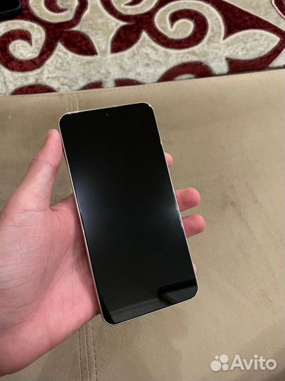 Samsung s22 8/128 Snapdragon