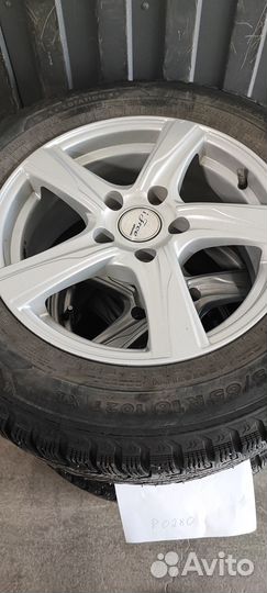 Nokian Tyres Nordman 5 SUV 215/65 R16