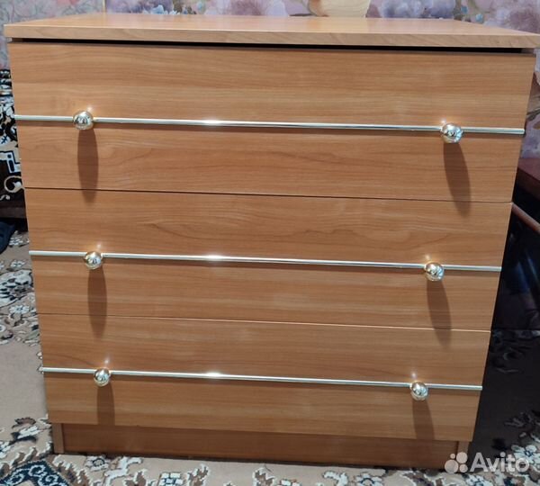 Комод,2 прикр.тумб,кровать160,туалет.столик, пуфик