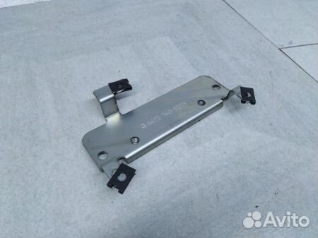 Кронштейн блоков управления