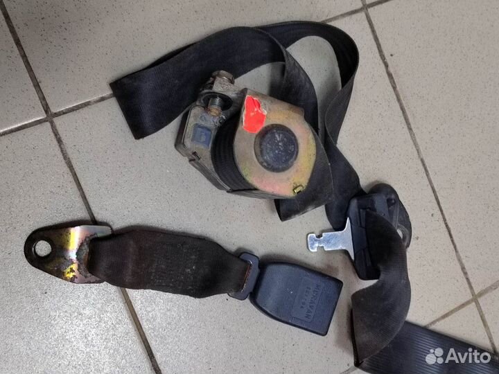 Ремень безопасности передний правый Skoda Felicia