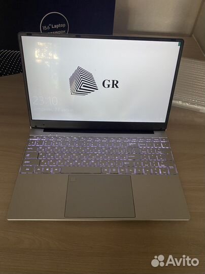 Ноутбук 15.6. новый в коробке Azerty 8/256 Гб