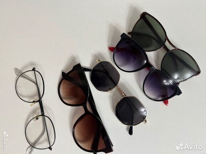 Солнечные очки женские