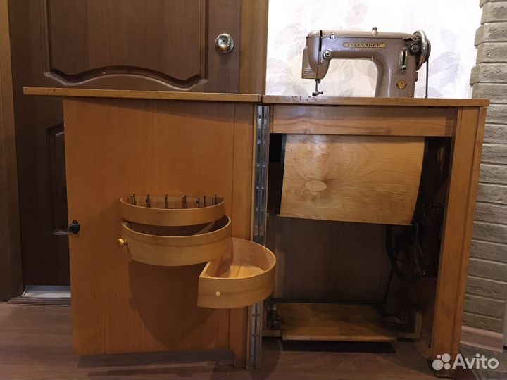 Швейная машинка ножная подольск 1960