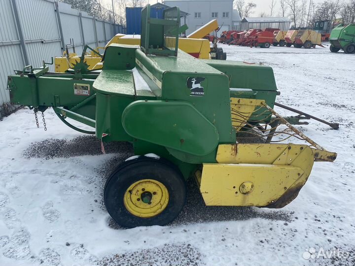 Пресс-подборщик John Deere 330, 2001