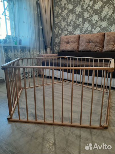 Большой деревянный (бук) детский манеж