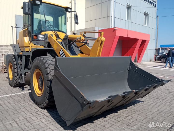 Фронтальный погрузчик Ensign YX636, 2022