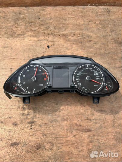 Панель приборов audi q5 8r 8r0920930n