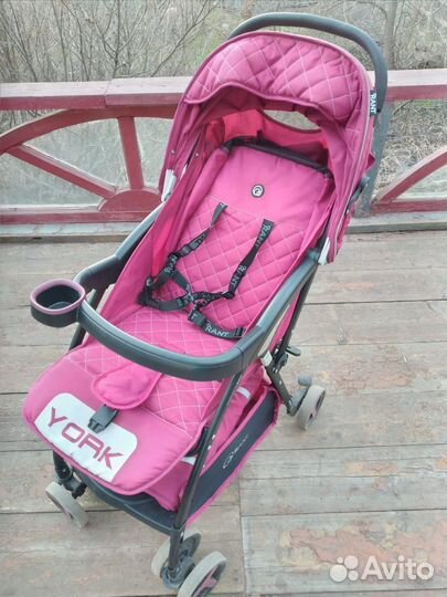 Продам прогулочную коляску