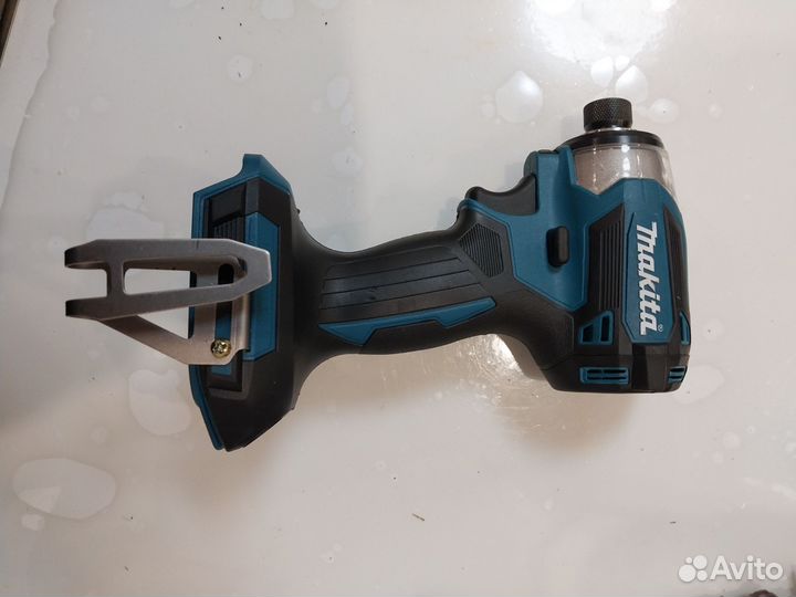 Шуруповерт ударный makita TD 173D, с Японии