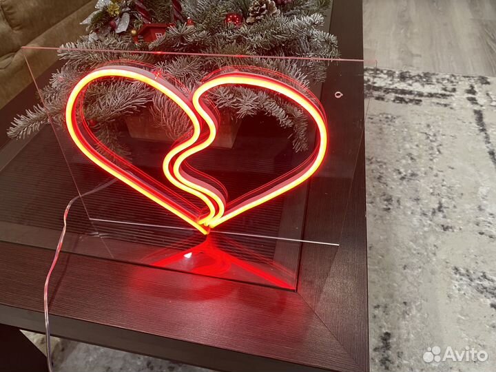 Вывеска из гибкого неона (сердце)