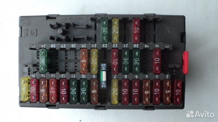 Блок предохранителей Citroen Xantia 1.8 1995