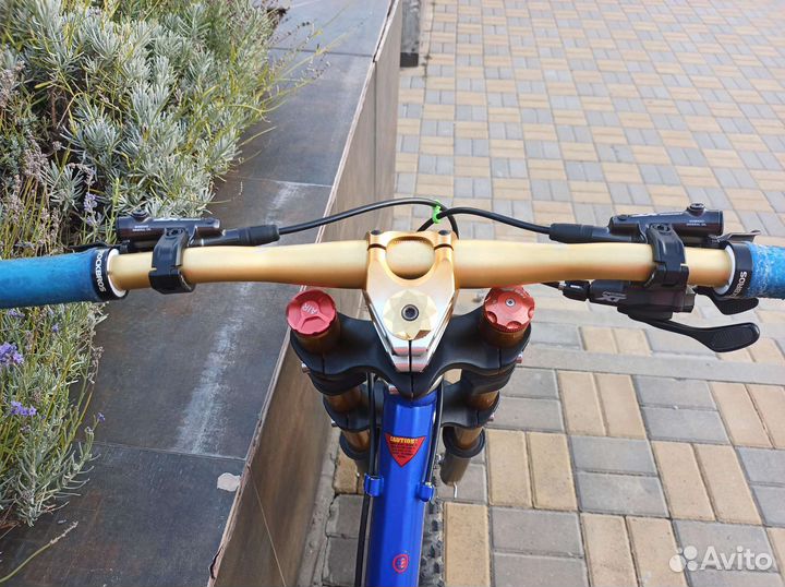 Велик Comanche Hurricane