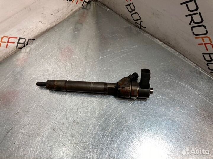 Форсунка Mercedes C-Class W203 OM611 2.2 CDI 2001