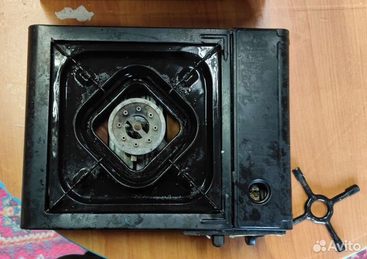 Походная туристическая газовая плитка