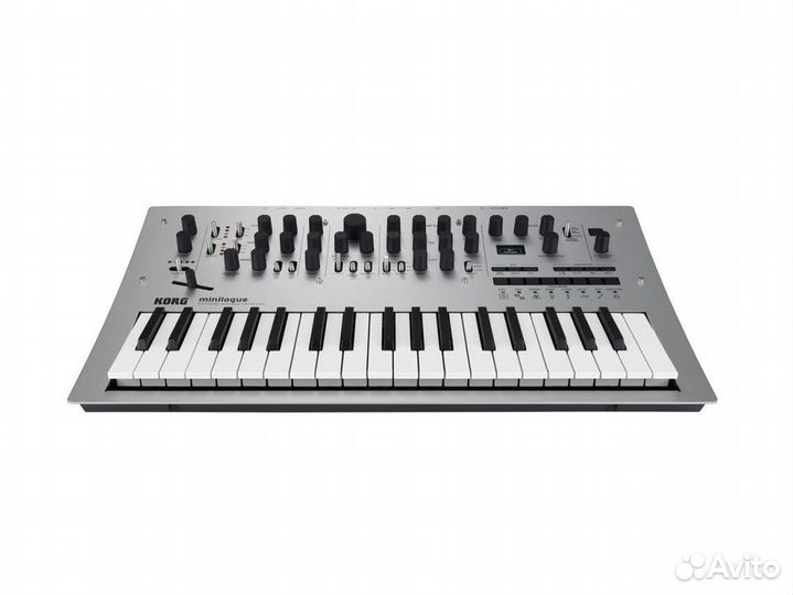 Korg Minilogue синтезатор