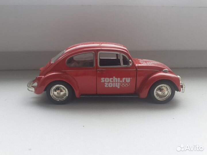 Volkswagen Beetle Sochi 2014, red